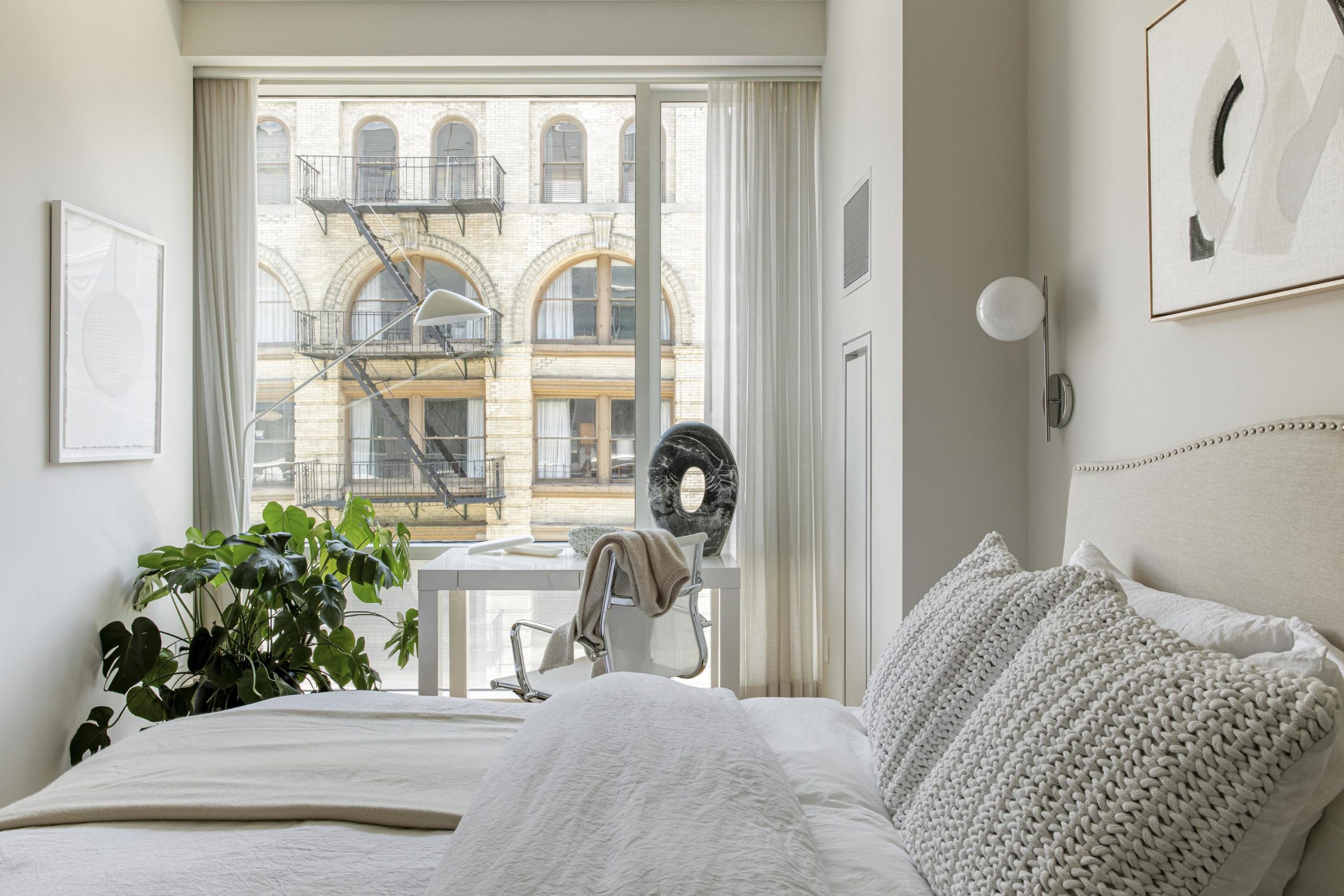 A Warm White Rental For A Grad Student In Nyc Rue